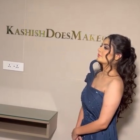 Brand new Gaurav Gupta inspired designer cocktail dress with wire and bead work. - Picture 3 of 7